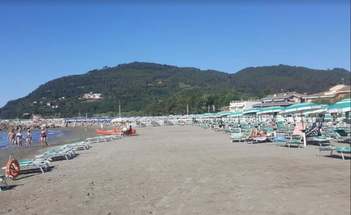 Casa Vittoria Apartment Fiumaretta di Ameglia Italy